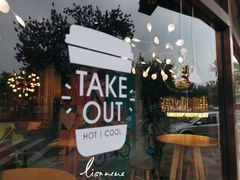 -ZING COFFEE 镜咖啡