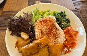 Chicken Kimchi Omelette Rice