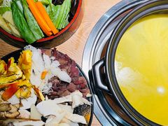 -一朵菌·野生菌探索家火锅(南亚店)