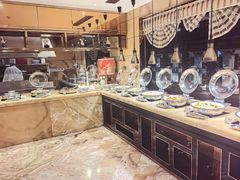 -上海皇廷花园酒店·西餐厅·自助餐