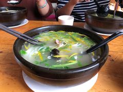 -桥香园过桥米线(国贸店)
