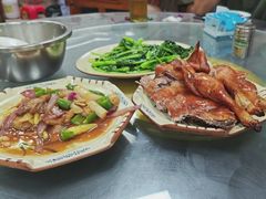 -盛得农家美食·无花果浸鸡·古法烧鸡·竹筒饭(白水寨森林海店)