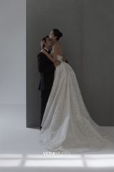 -至臻微拉婚纱摄影