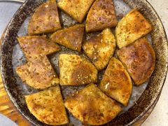 料理烤特色火烧-老东镇啤酒屋海鲜加工·蒸汽海鲜·海鲜烧烤(台东店)