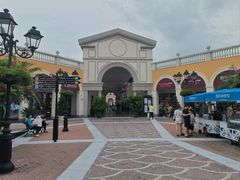 -佛罗伦萨小镇广佛名品奥特莱斯(疏港路店)