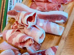 -江南猪肉商会无限续吃(弘大店)