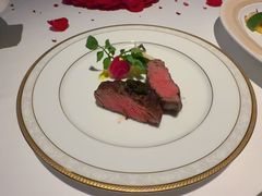 菲力牛排佐松露酱-THE WANG王品(上海中心云端店)