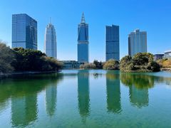 -金桥现代产业园区-停车场