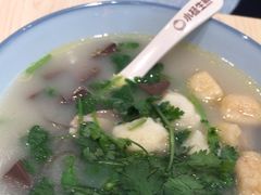 -小杨生煎(金山百联购物中心3楼店)
