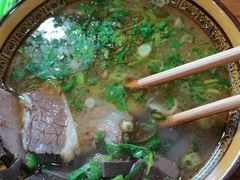 招牌牛肉汤-兄弟俩老李家牛肉汤(总店)