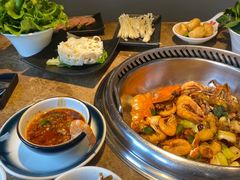 -七欣天香辣蟹火锅(上海银亿滨江店)