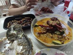 -刘一龙虾(山东路店)