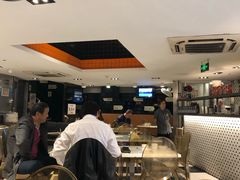 -新大咀港式茶餐厅(宝山万达店)