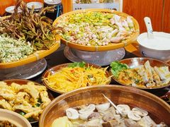 -阿山卓·野生菌火锅·纳西火塘烤肉