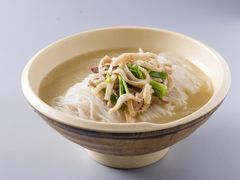 -熊大师牛羊粉(红谷凯旋店)