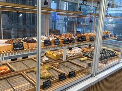 -焙丽拾光(麦凯乐直营店)