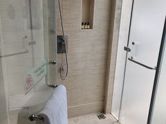-三亚亚龙湾雅高铂尔曼别墅度假酒店