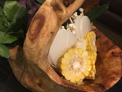 -东椰·海南椰子鸡火锅(朝阳门店)