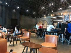 -星巴克臻选(广州高德置地秋广场店)