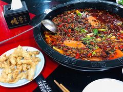 -烧哥美蛙肥肠鱼火锅·十五年社区店