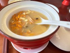 -云南荟·湖畔领宴(领事馆店)