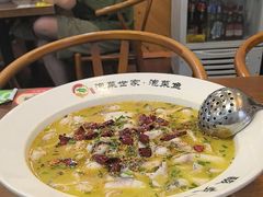 -万宝财富商业广场