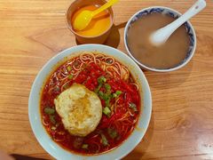 -兵哥豌豆面(雅颂居店)