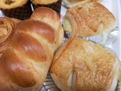 -新侨三宝乐面包店(崇文门店)