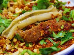 郡把-牛华周记麻辣烫起源店