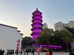 -绳金塔