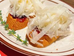 干酪配樱桃酱TAPAS-ZAFFERANO西班牙海鲜饭(上海首店)