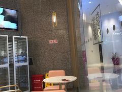 -奈雪的茶(青岛卓悦里INTOWN店)