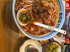 -鑫花溪牛肉米粉(印象水街都心荟店)