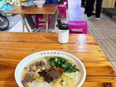 -文山荷鲜居(翠湖店)