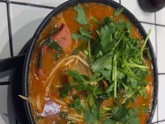 -肥汁米蘭香港米线(长宁来福士店)