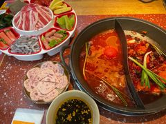 -赵美丽·重庆社区火锅·直营店(火车东站·中豪国际店)