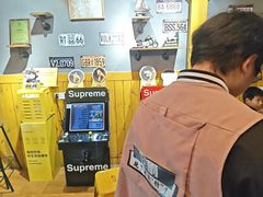 -伯爵·沉浸式超级密室·直营店