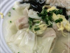 -弄堂咪道-饭香·面香·馄饨香(汇锦广场店)