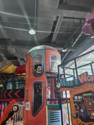 -欧酷世界动力星球(王府井奥莱UP TOWN店)