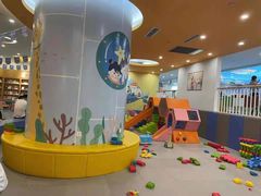 -戊辰亲子游泳俱乐部