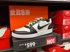 -NIKE上海青浦优选体验店