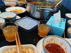 -唯爱KTV聚会餐厅(仙林东城汇店)