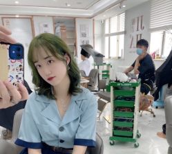 -镁连社·美联社