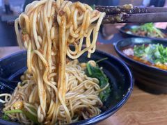 -耙豌豆重庆小面