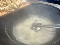 -陈大锅·岳阳鱼馆·地道岳阳菜(美食街店)