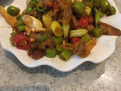 蒜苗回锅肉-乐三里屯面馆(阿那亚店)