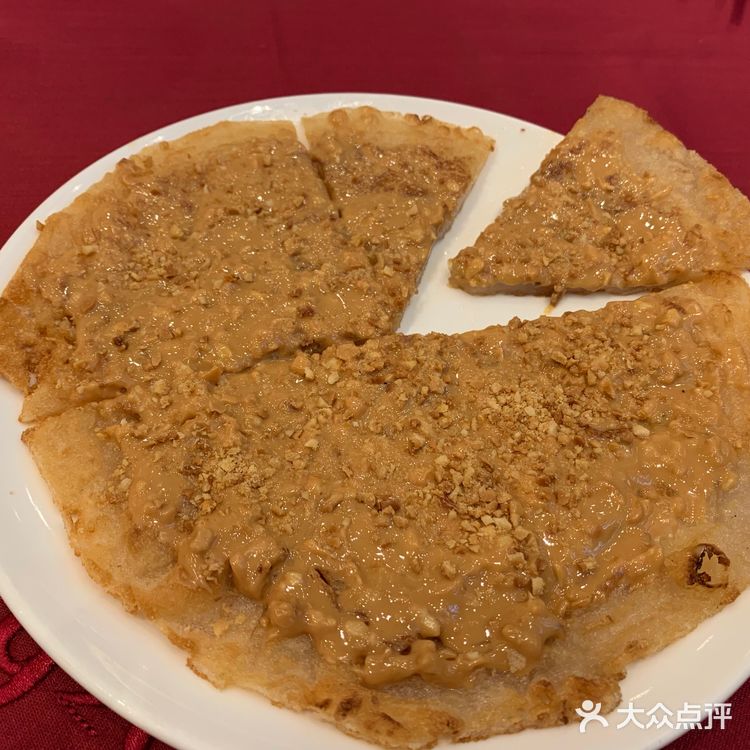 熙熙攘攘皆为食来~ ~ 酷热里，怀着四十多度的热情