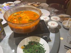 -巴特餐饮6加1音乐餐吧·新疆菜