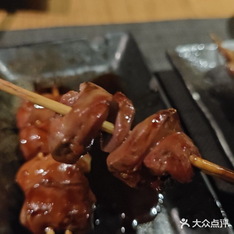 列车烧鸟,一座难求的深夜食堂大鸟烧鸟