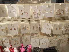 -日月光中心广场